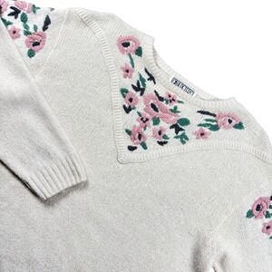 VTG Grannycore Floral Embroidered Knit Sweater Silk Gina Peters 80 Cottagecore L
